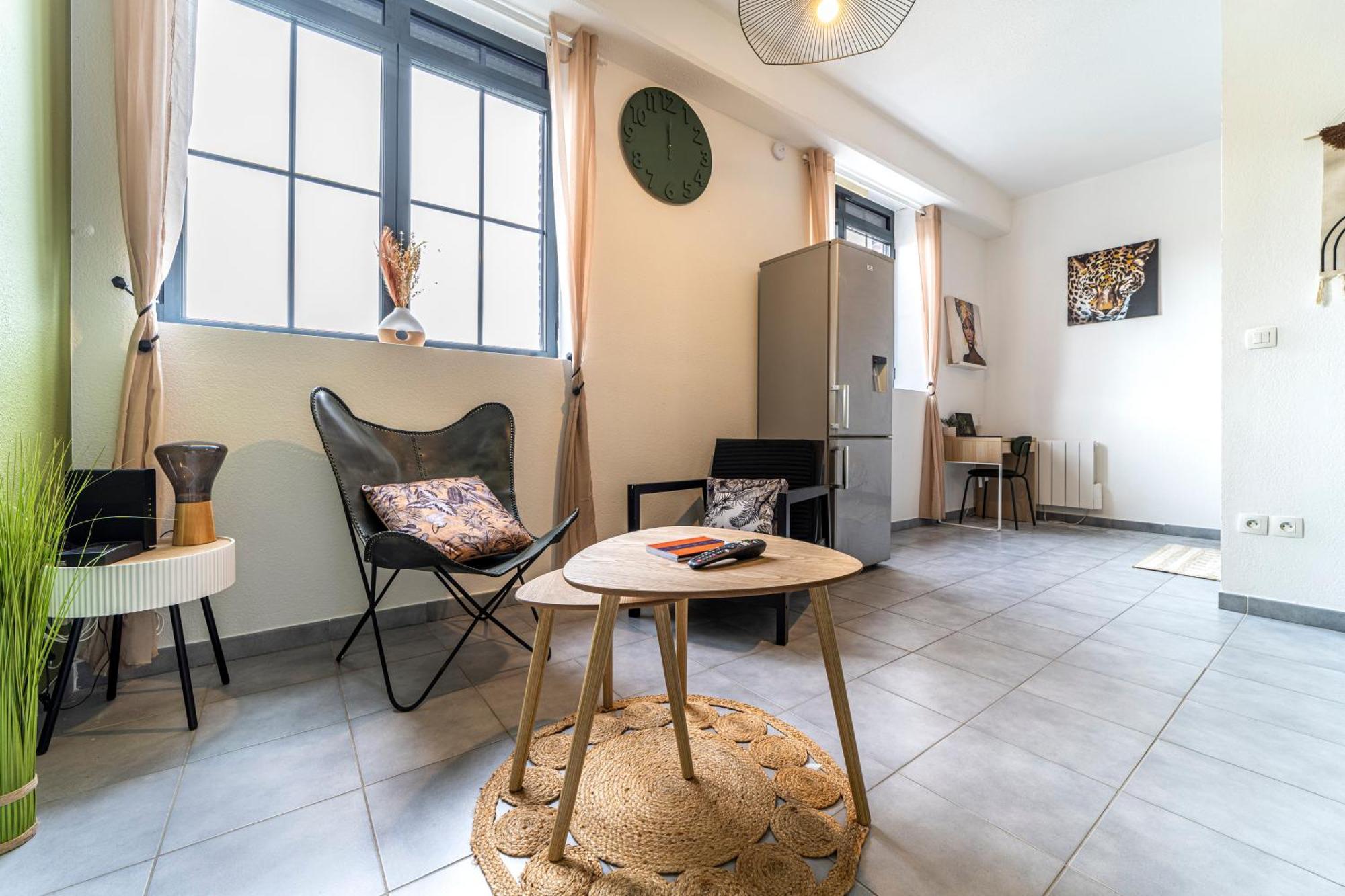 Stay Cosy Lille I Tourcoing - Appartement - Hypercentre - Parking Securise - Wifi - Netflix - Cuisine المظهر الخارجي الصورة