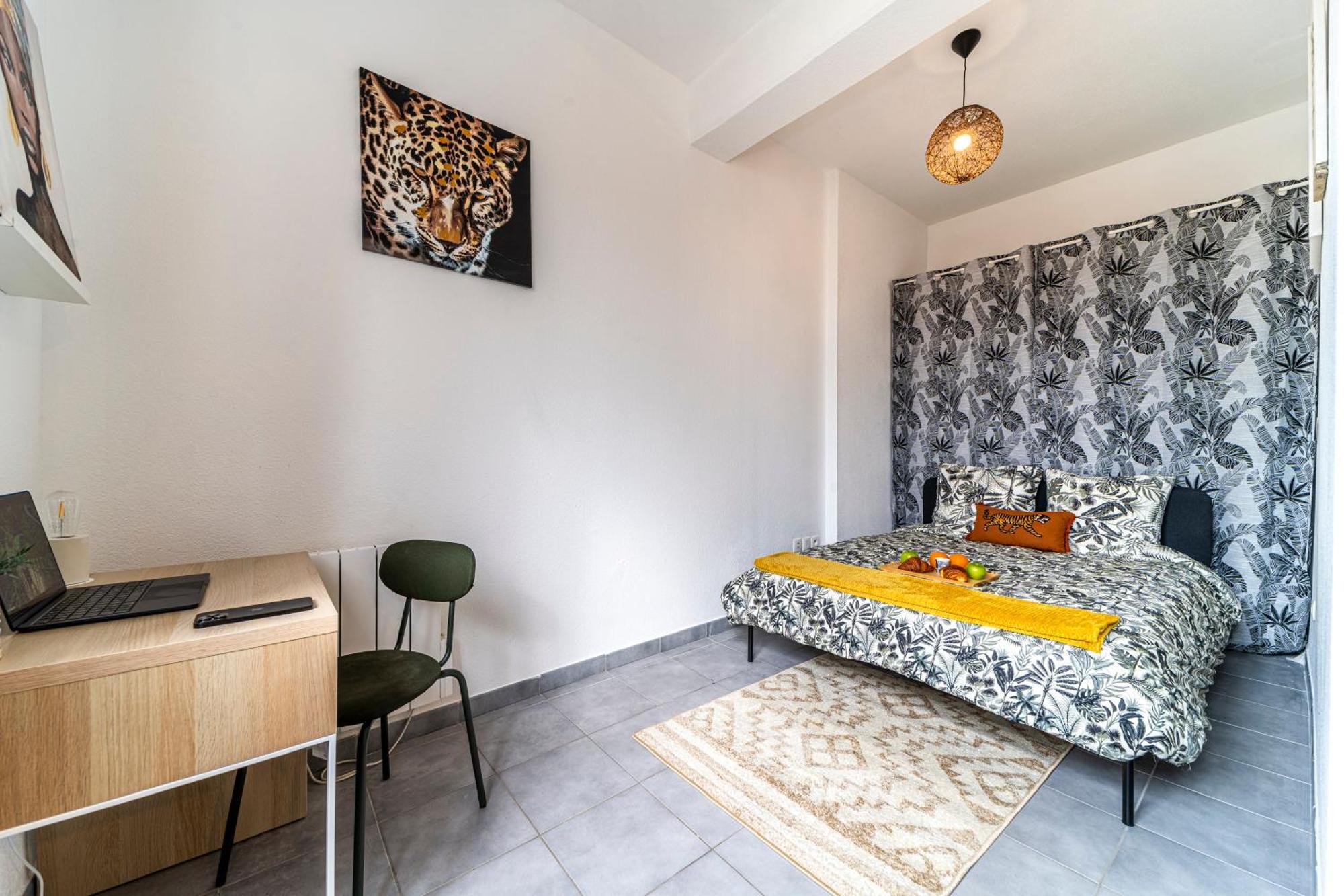 Stay Cosy Lille I Tourcoing - Appartement - Hypercentre - Parking Securise - Wifi - Netflix - Cuisine المظهر الخارجي الصورة