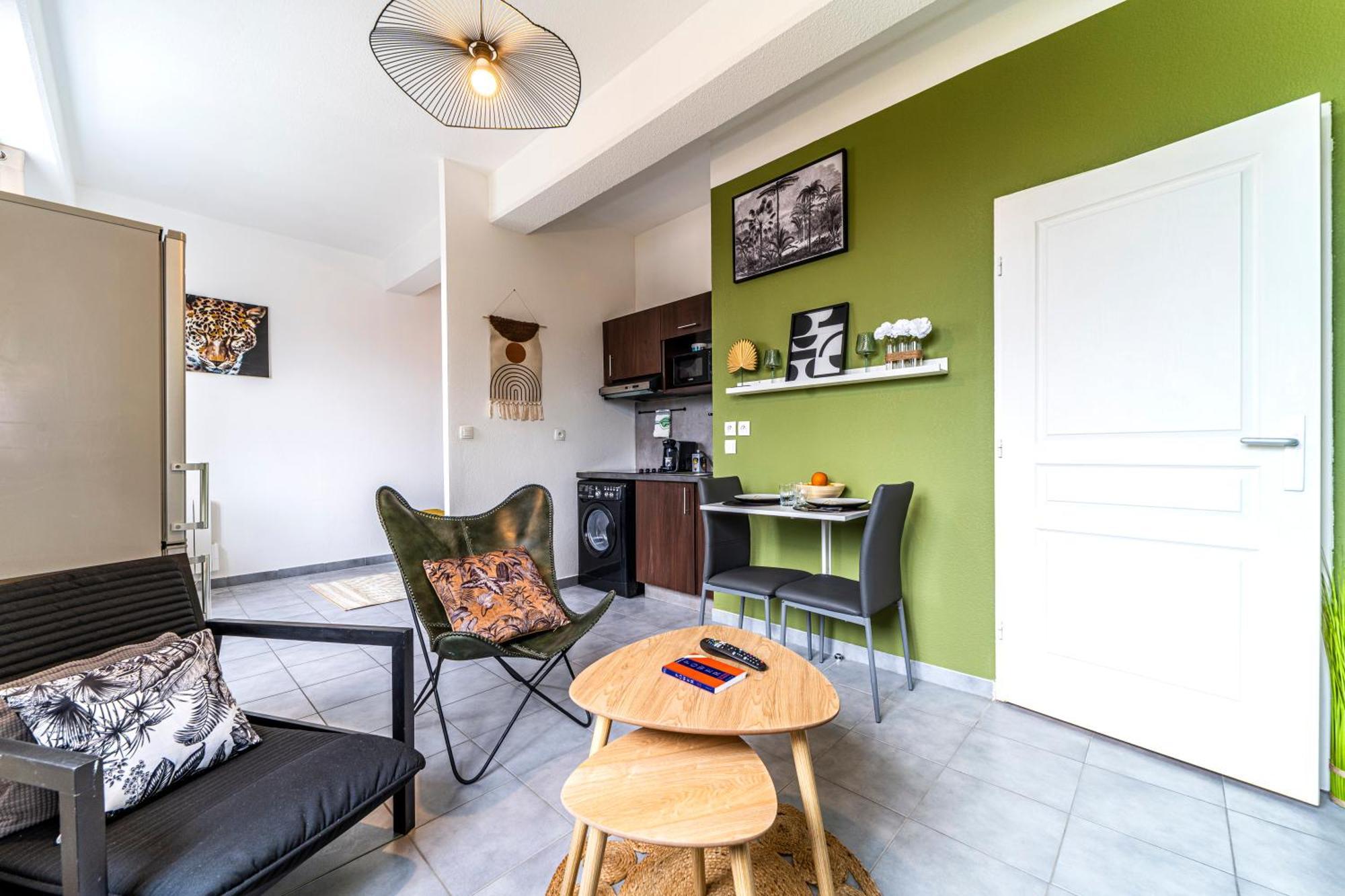 Stay Cosy Lille I Tourcoing - Appartement - Hypercentre - Parking Securise - Wifi - Netflix - Cuisine المظهر الخارجي الصورة